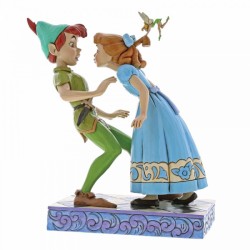 Statuette résine Wendy essayant d'embrasser Peter Pan (An unexpected kiss)